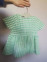 Indlæs billede til gallerivisning Marguerit Kjole - grøn med mariehøns - str. 98