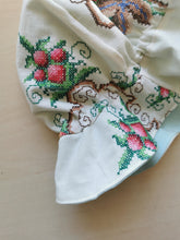 Indlæs billede til gallerivisning Sommerhat, håndbroderet str. 1-2 år