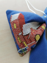 Indlæs billede til gallerivisning Sløjfe - blå med julelandskab og kirke