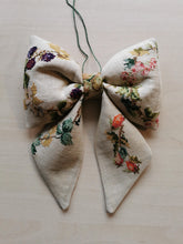 Indlæs billede til gallerivisning Sløjfe - broderede brombær og ribs