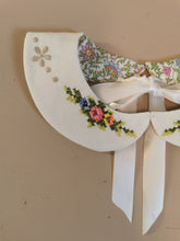 Indlæs billede til gallerivisning Peter Pan krave barn, håndbroderet og liberty