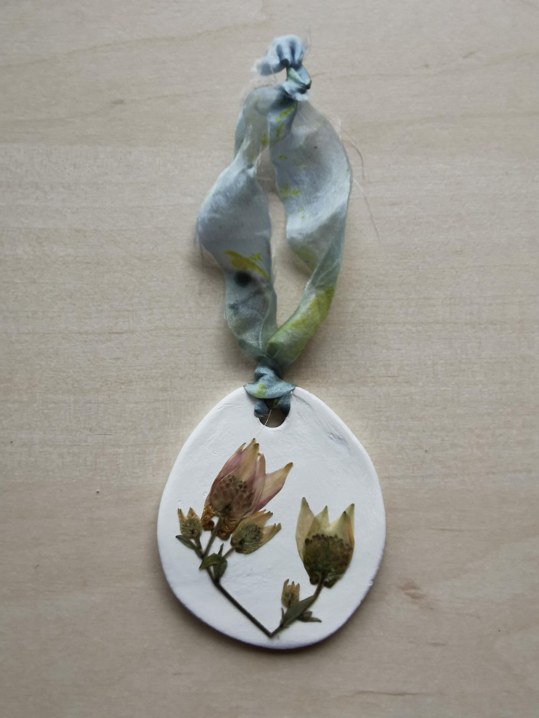 Påskeæg - presset blomst #11