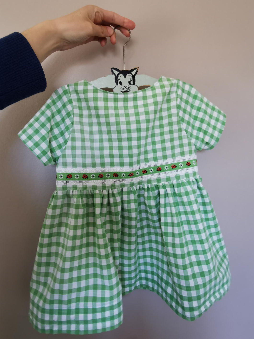 Marguerit Kjole - grøn med mariehøns - str. 98