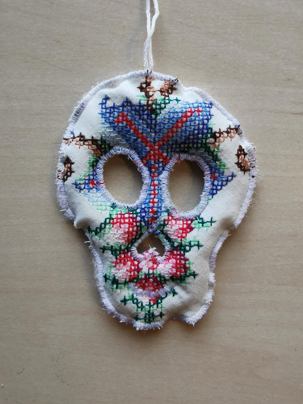 Kranie - farverigt broderi