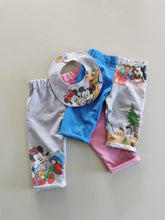 Indlæs billede til gallerivisning Harlekin Bukser - Retro børneprint, str. 74
