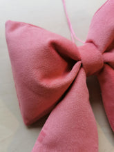 Indlæs billede til gallerivisning Sløjfe - pink velour
