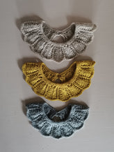 Indlæs billede til gallerivisning Pyntekrave, merinould, lys mocca
