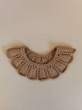 Indlæs billede til gallerivisning Pyntekrave, merinould, mocca
