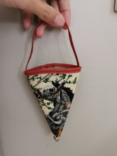 Indlæs billede til gallerivisning Kræmmerhus - Broderet hest med rytter #3
